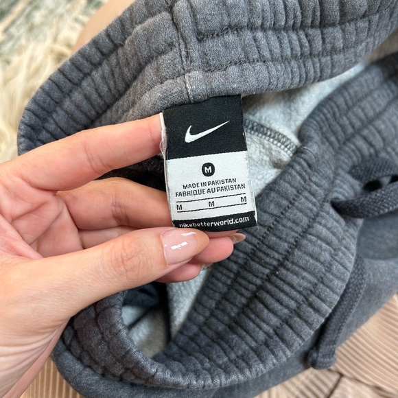 Medium Nike Sweats Grey Women's - Picture 7 of 7